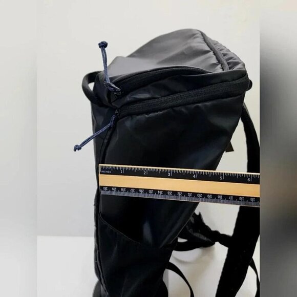 NWT Sabre Unisex Black All Day Travel Backpack